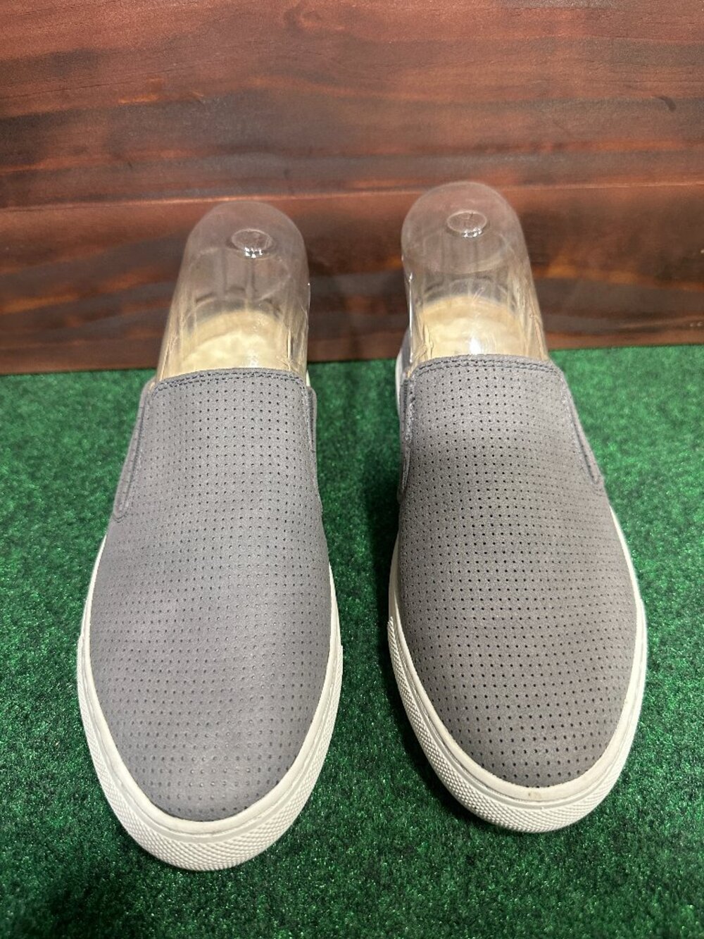 Skechers Air-Cooled Memory Foam Slip On Size 6 Gray Low Top Sneakers Athletic